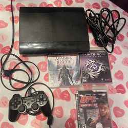 PS3 PlayStation 3 super slim 500Gig with games controller issues