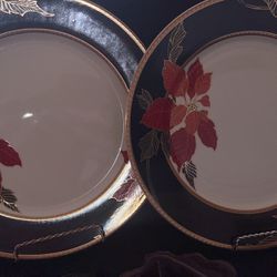 Mikasa Christmas Eve Fine China 11 Inch Dinner Plates - Lot of 2