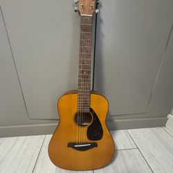 Yamaha Guitar 