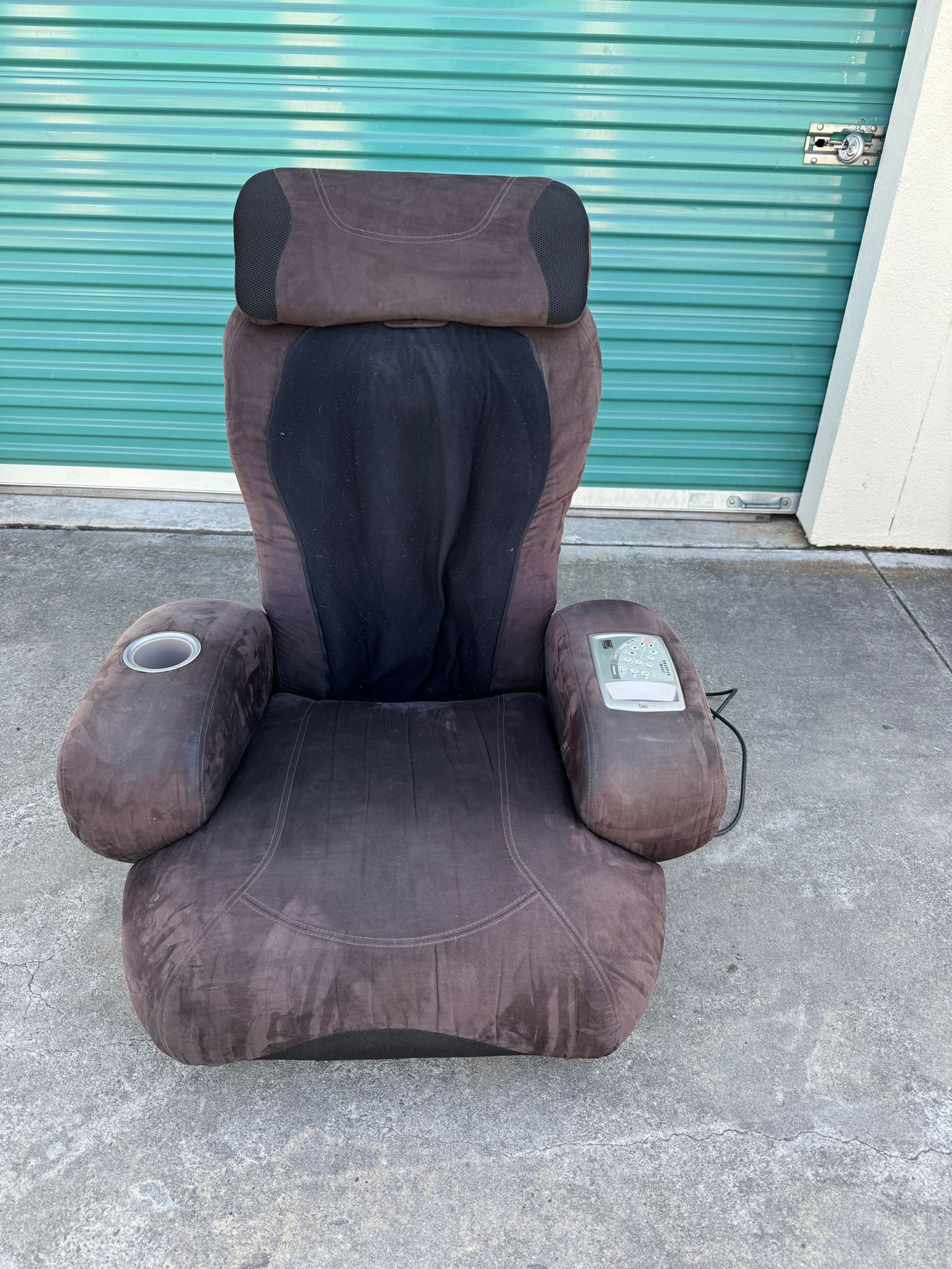 WORKING MASSAGE CHAIR