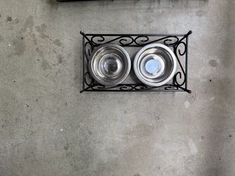 Dog bowls