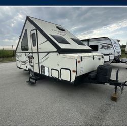 2017 Forest River Flagstaff Hard Side High Wall 21TBHW Camper
