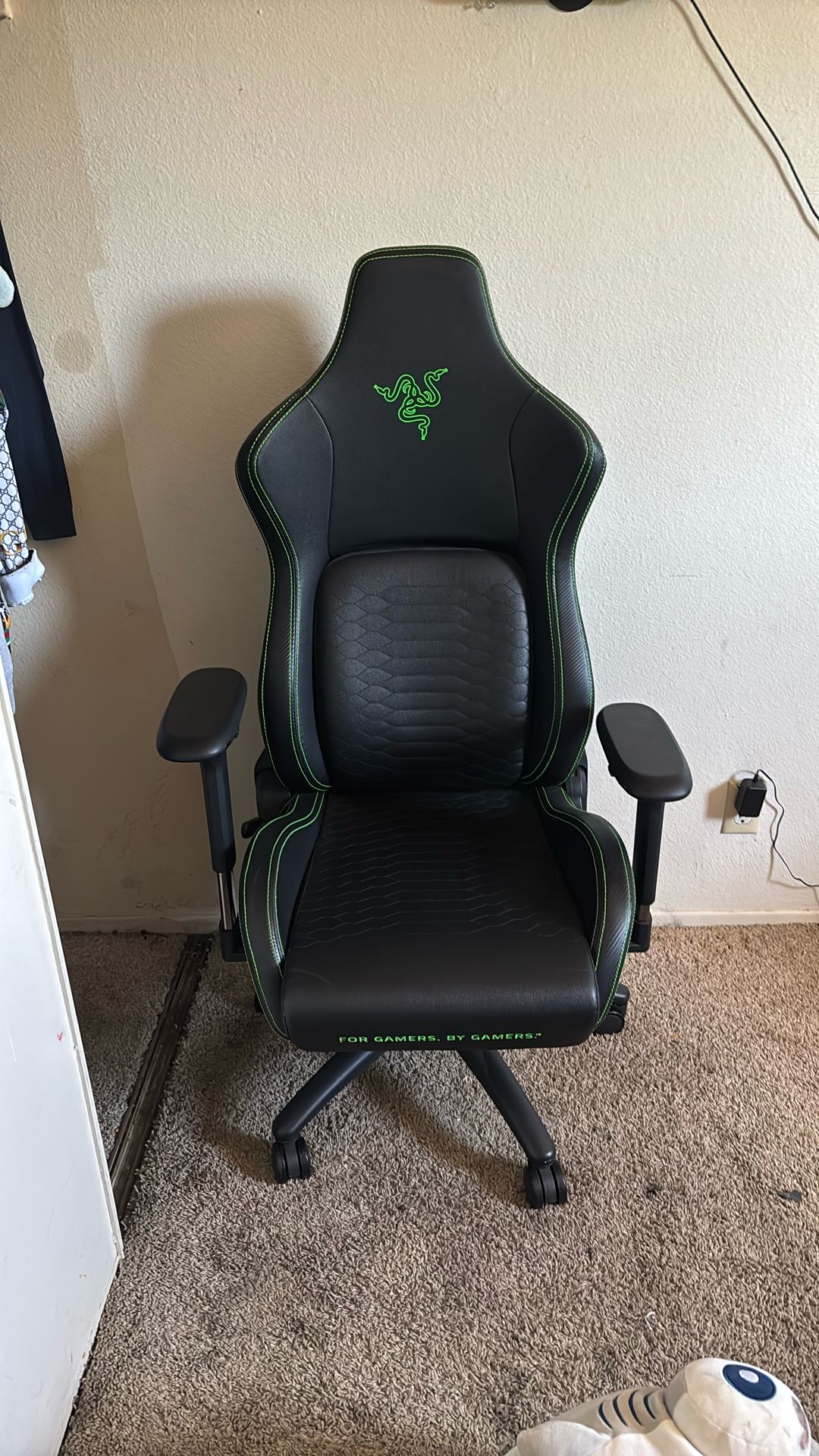 Razor Chair