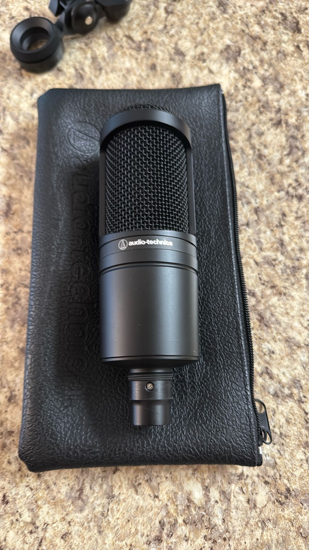 AUDIO-TECHNICA MICROPHONE
