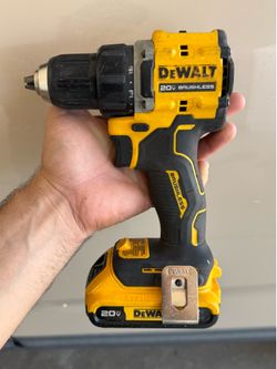 Dewalt Drill with Battery
