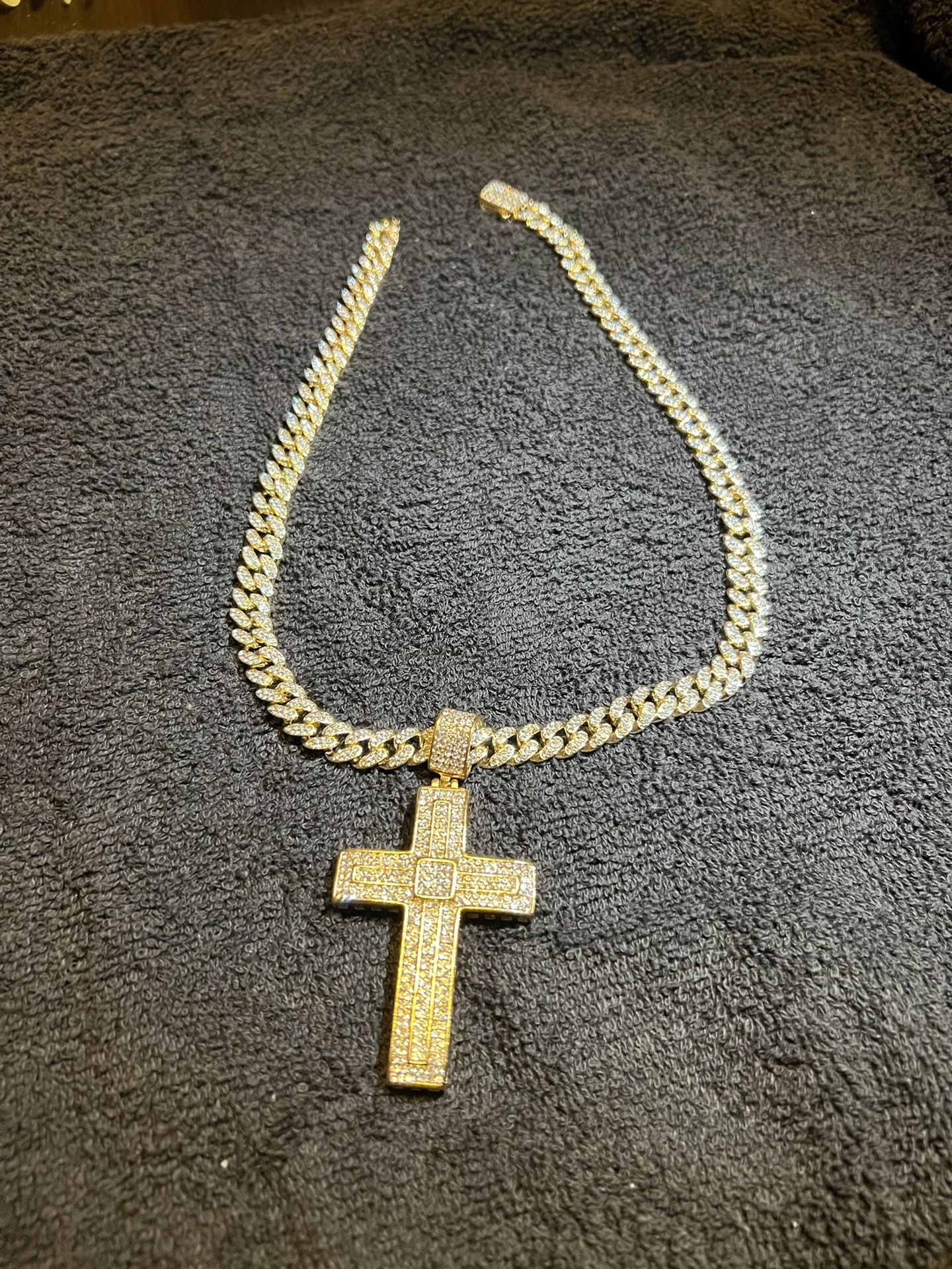 20’ Cubin Link Chain Gold 