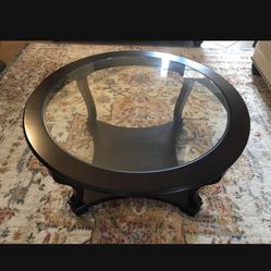 Living Room/Coffee Table