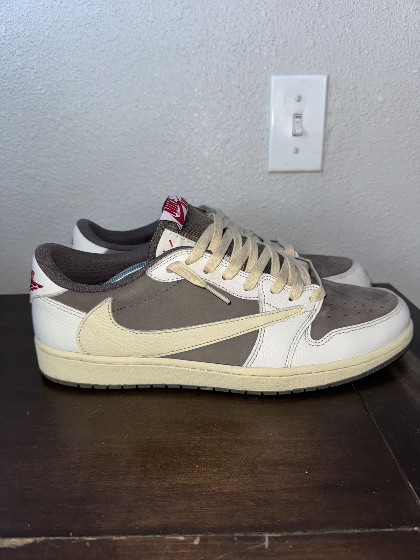 Jordan 1 Low Travis “Reverse Mocha” Size 13