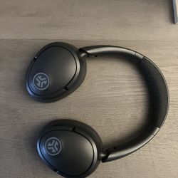 Jlab Headphones(READ DESCRIPTION)