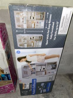 The Soho Modern Dollhouse