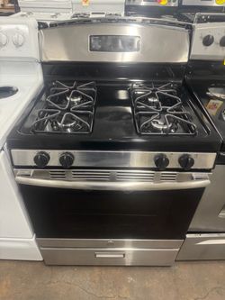 USED GE GAS STOVE