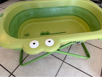 Collapsible tub