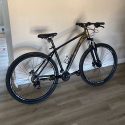 Mountain bike - Black & Gold - 29 Inch - adult Bike 