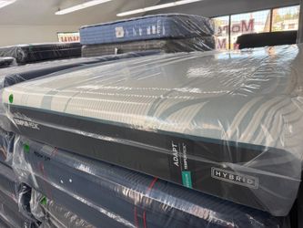 QUEEN SIZE TEMPURPEDIC ADAPT (MEDIUM) HYBRID MATTRESS & BOX SPRING BED SET