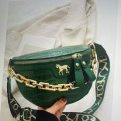 Crocodile  Embossed  Chain Decor Waist Bag  