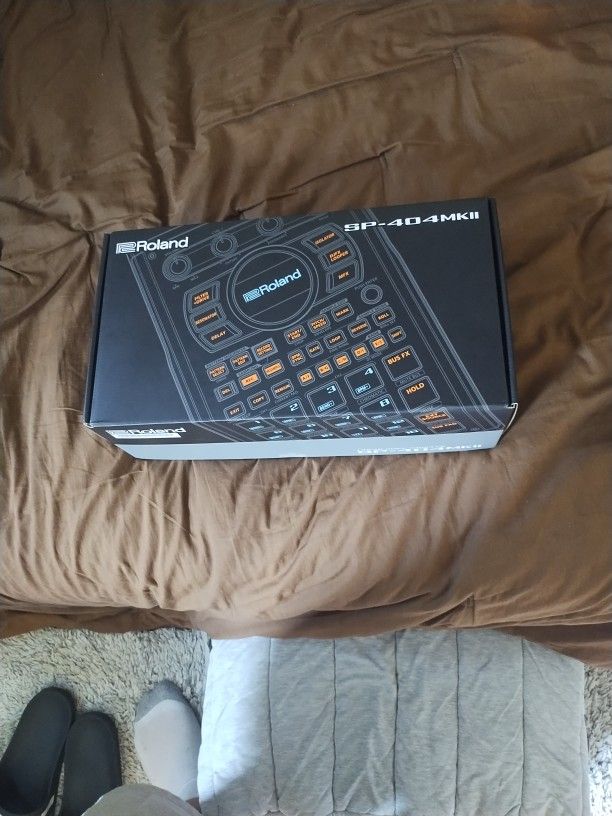 SP404 MKII SAMPLER For Beat Making