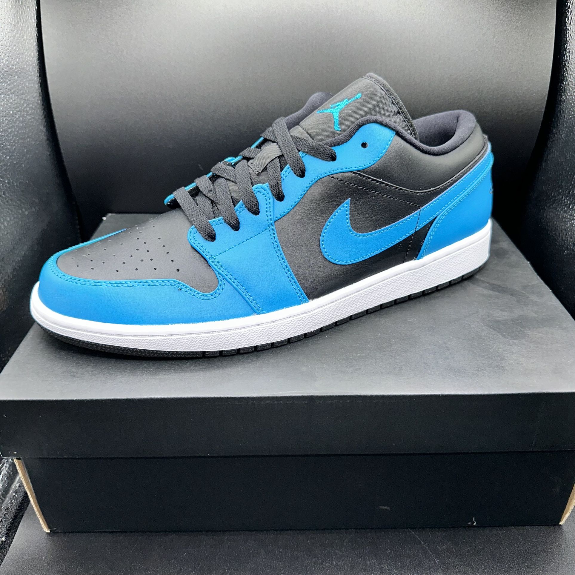 New* Size 13 Jordan 1 low Laser Blue Black