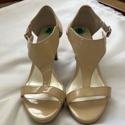 Nude Heels Etienne aigner size 8