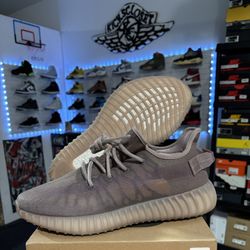 ADIDAS YEEZY 350 MONO “CLAY” SIZE 10.5