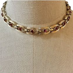 Coro  vintage  gold tone  red rhinestone  choker necklace