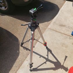 Bogen  3036 Professional Tripod