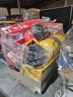 L@wes End of yr Sale $50 to $100 off each pallet. Happy Holidays 😃