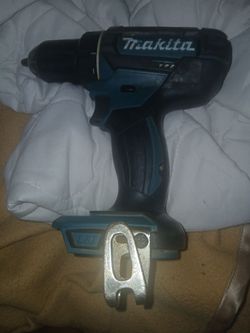 Makita 20V drill