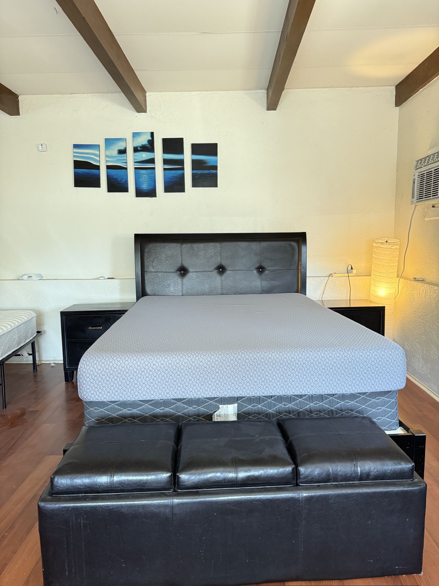 Queen Size Bedroom Set