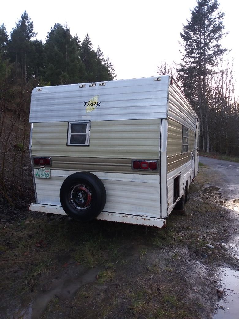 Terry 26 ft travel trailer FREE for Sale in Port Orchard, WA OfferUp