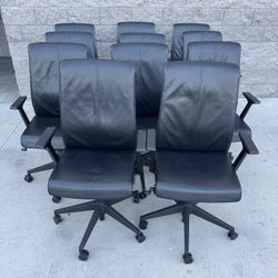 Haworth Very real black leather office chair/ conference chair