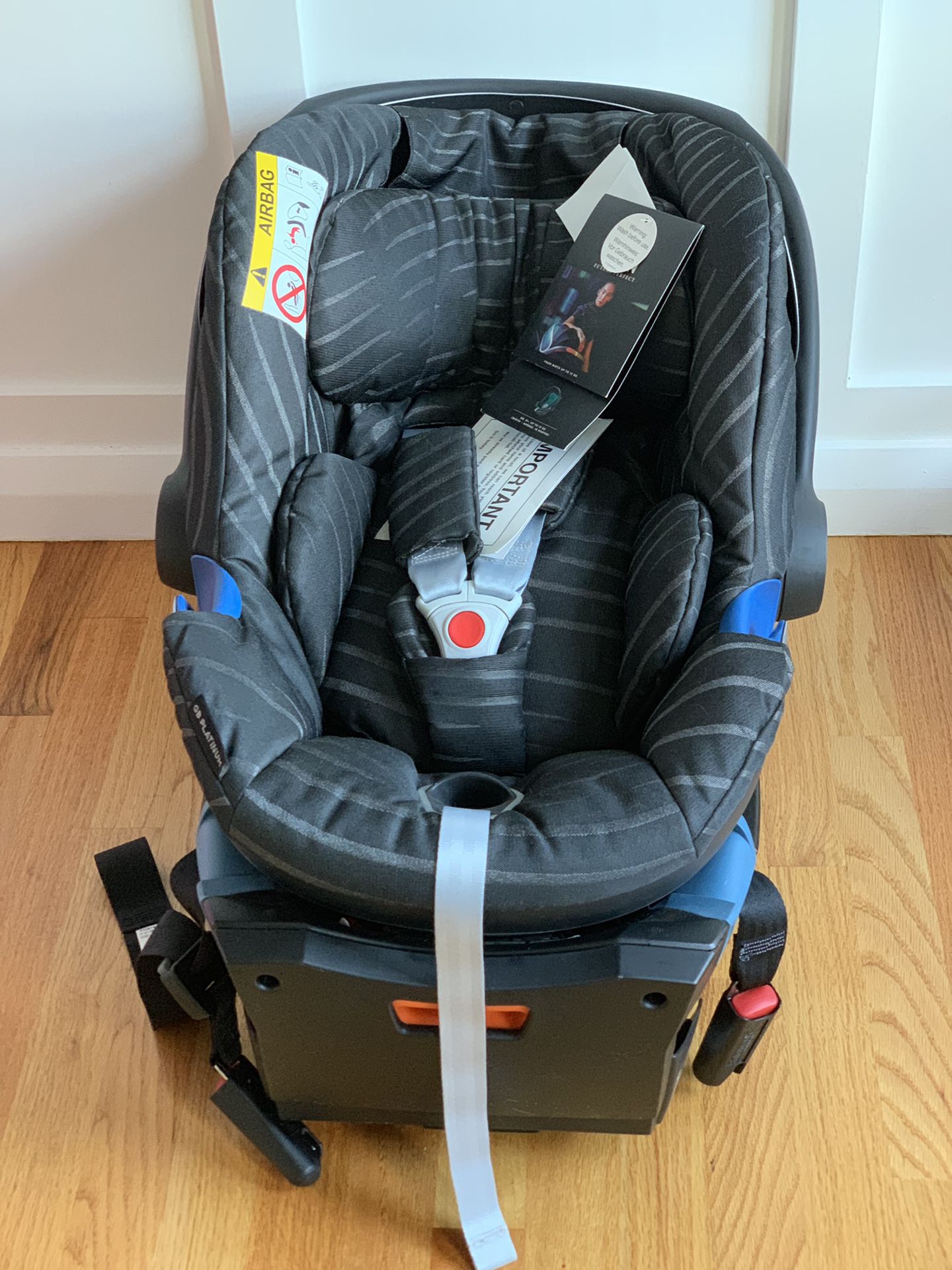 GB Idan PLUS Infant Car Seat with Load Leg Base Black