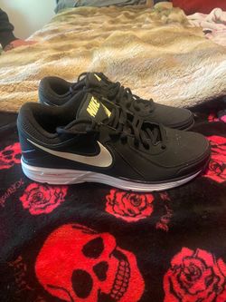 Nike Pregame Shoes 8.5