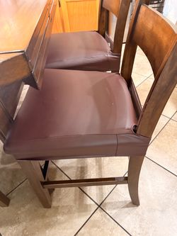 Dining table with 6 chairs