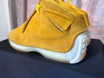 Air Jordan retro size 9.5m.  129$ obo