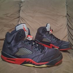 Jordan 5 Metallic 