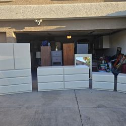 Mid Century Lane Laquered Bedroom Set 