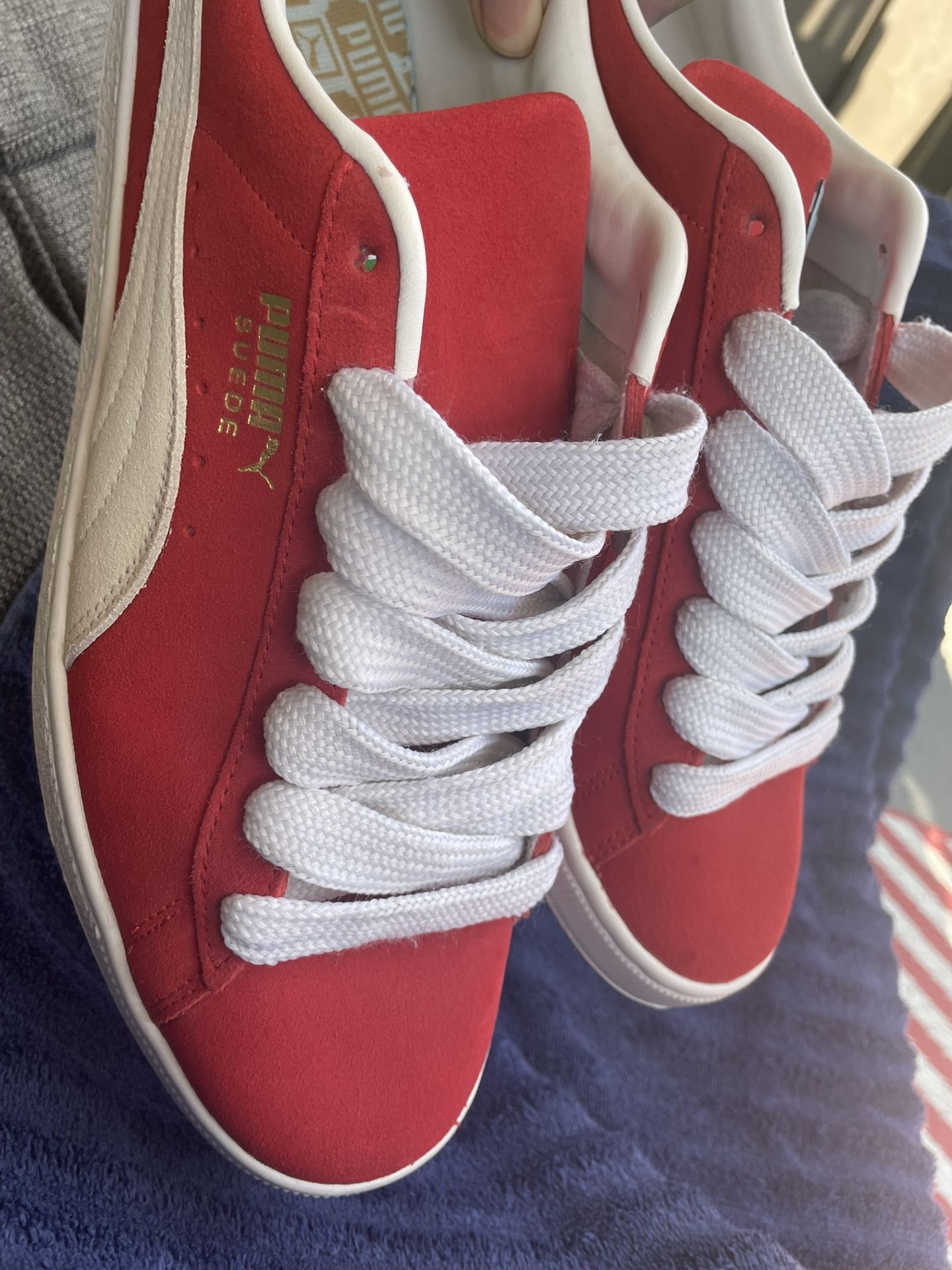 Red Pumas Suede Size 13