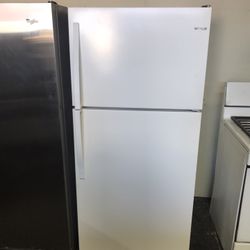 Whirlpool Top Freezer Apartment Size 18 Cu Ft In White 