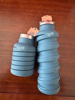 Collapsing water bottle