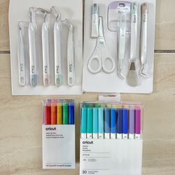 Cricut Tools and Supply Bundle