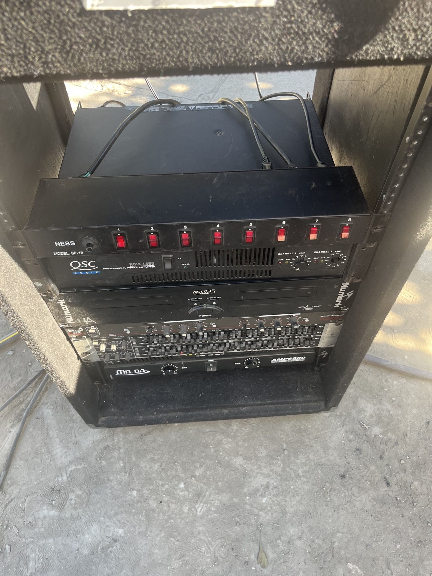 Speakers, Amplificador