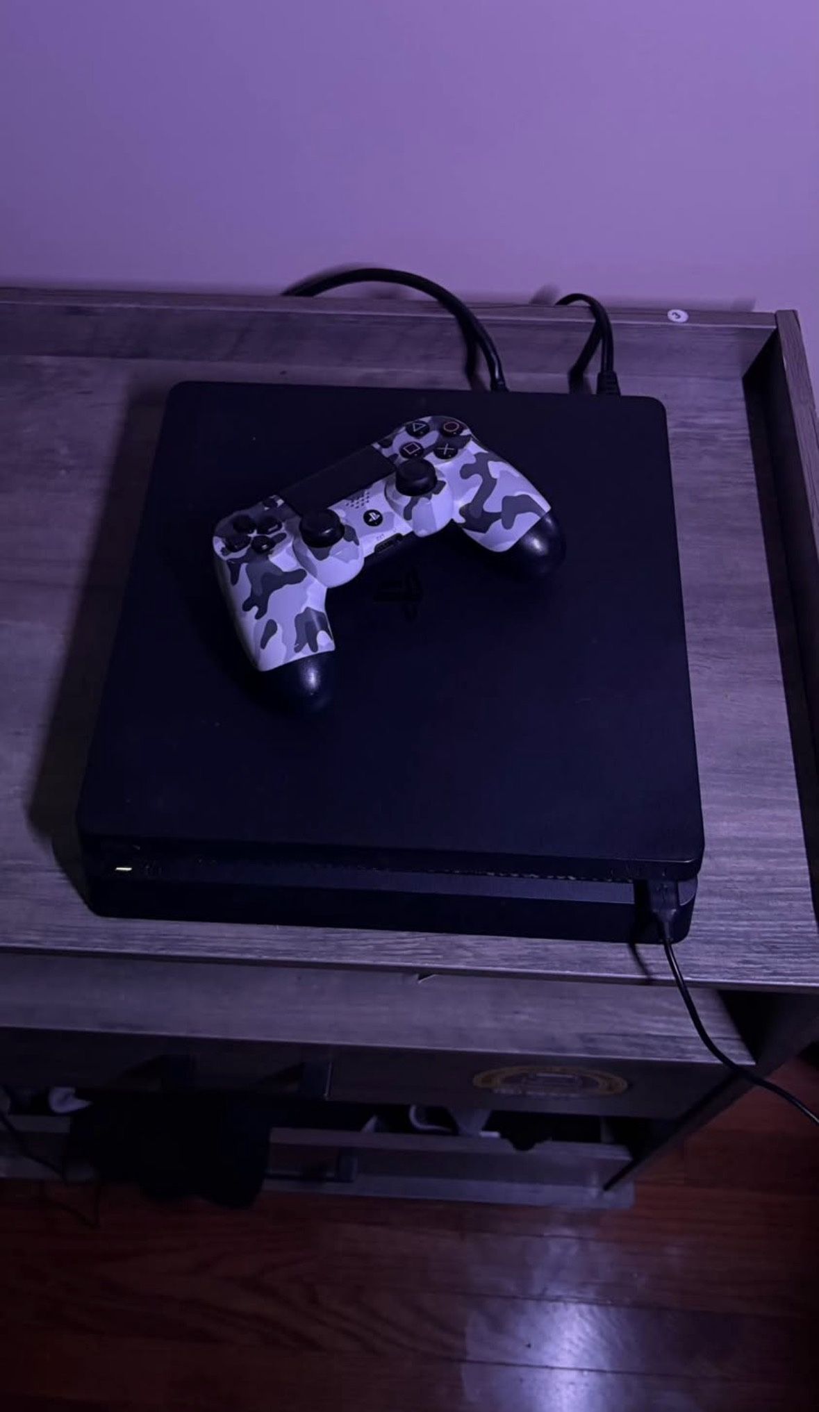 PS4 Slim, Black, 1TB