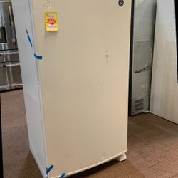 WHIRLPOOL FREEZER ACT FAST WZF34X20DW01