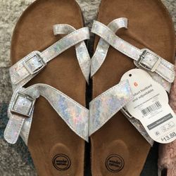 Girls Sandals Size 5-6 ( Fits Women Size 7) 
