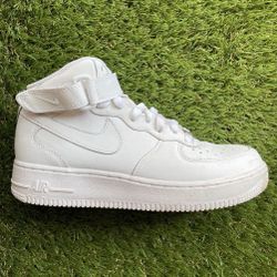 Nike Air Force 1 “Triple White”