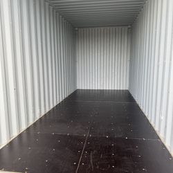 20ft Shipping/Storage Container 