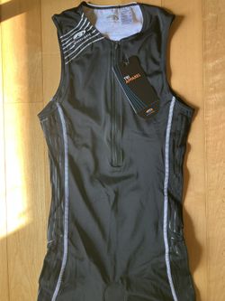 Brand New! Blue seventy Men’s TX2000 Triathlon Suit Apparel One Fit Size S