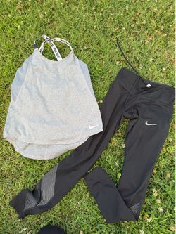 Womens xs nike set