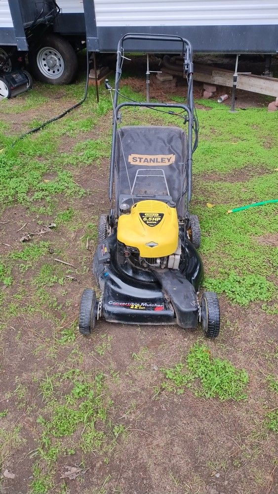 Stanley Electric Starter 6.5 HP Quantum Self-propelled Lawnmower This Lawn Mower