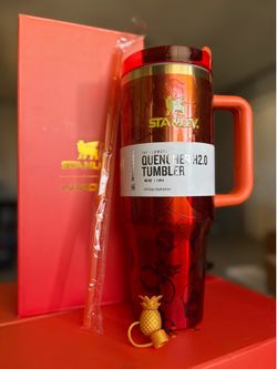 Karol G 40oz Stanley